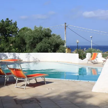 Villa Nel Blu Dipinto Di Blu Maladroxia