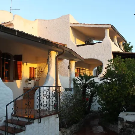 Villa Nel Blu Dipinto Di Blu