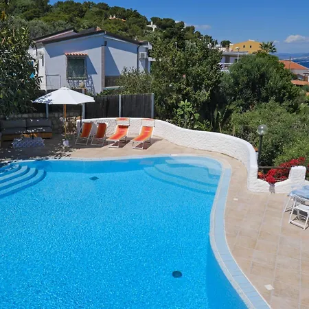 Nel Blu Dipinto Di Blu Villa